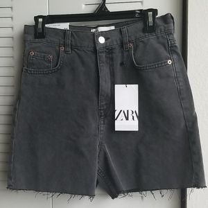ZARA 90'S SHORTS